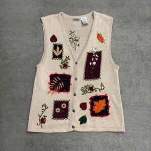 Bobbie Brooks Autumn Fall Seasonal Embroidered Button Front V Neck Vest Vintage